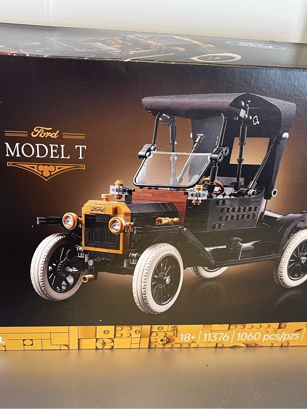 LEGO Icon Ford Model T Kids Toy Building Set - 11376 1060Pcs 18+ NIP Sealed - Picture 2 of 10